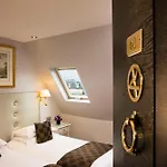 Ξενοδοχείο Plaza Elysees 4*