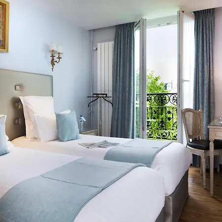 Plaza Elysées 4*