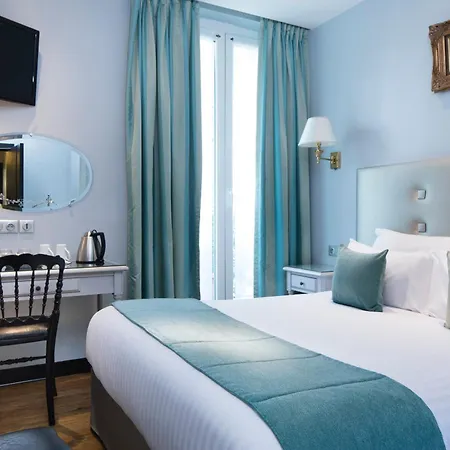 Plaza Elysées 4*