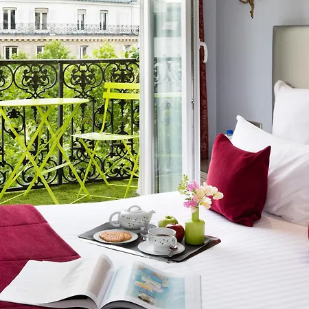 Plaza Elysées 4* Párizs