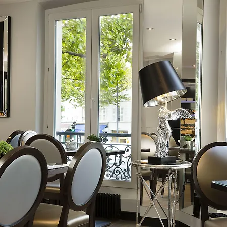 Hotell Plaza Elysees