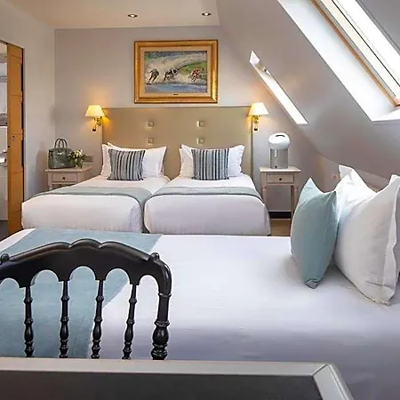 Hotel Plaza Elysees