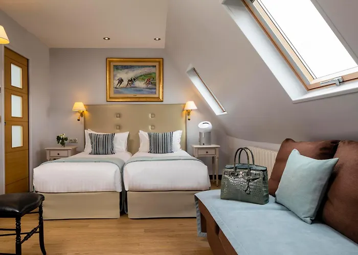 Hotel Plaza Elysees Paříž