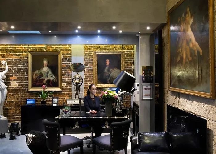 Plaza Elysees Paryż