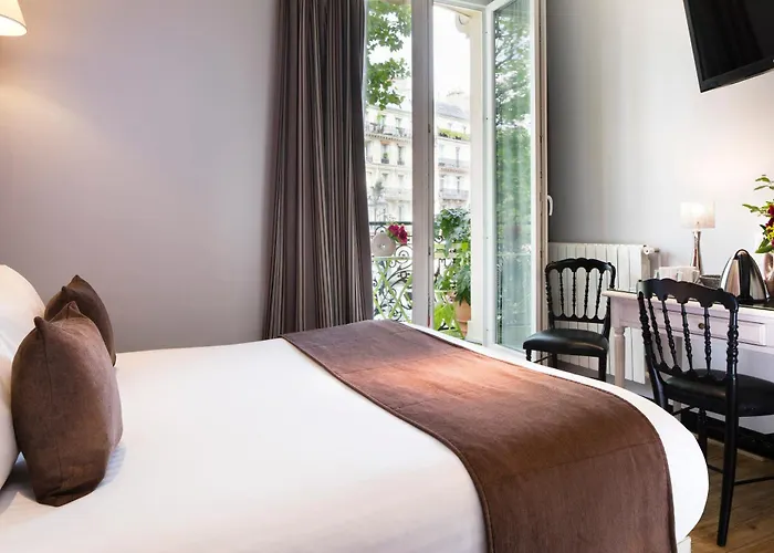 Plaza Elysees Otel Paris