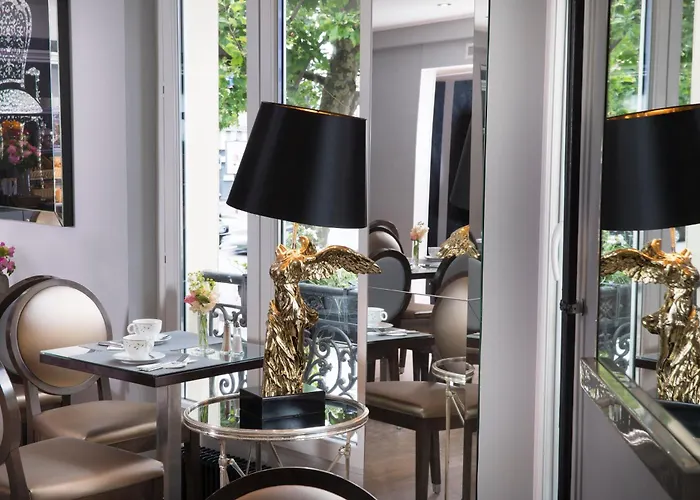 Plaza Elysees Otel Paris