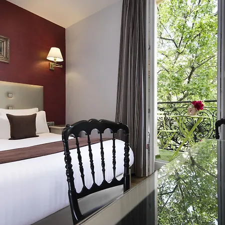 Hotel Plaza Elysees 4*