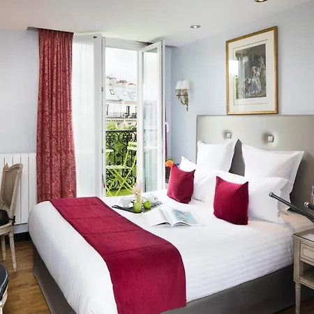 Plaza Elysees 4* Paris