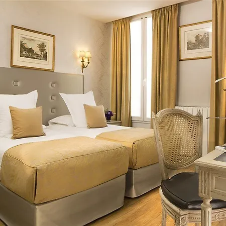 Hotel Plaza Elysees
