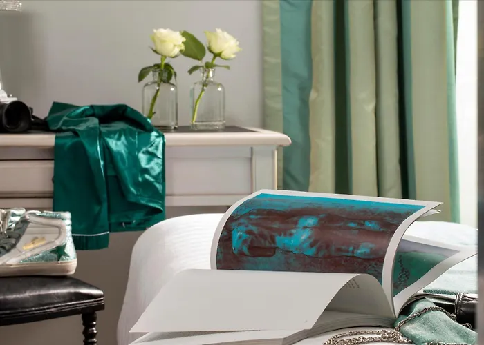 호텔 플라자 엘리제 파리