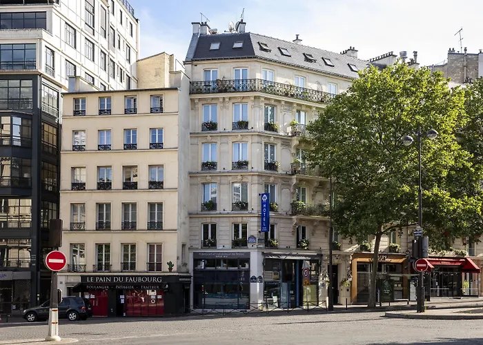 플라자 엘리제 호텔 4*