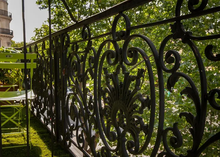 호텔 플라자 엘리제 4*